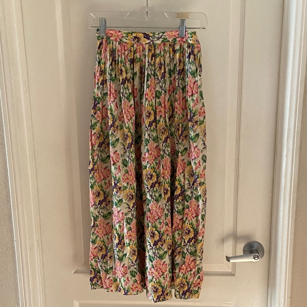 Elegant Floral Maxi Skirt in Pink and Green